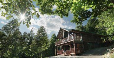30 Groupon Getaways Your Big Family Will Love