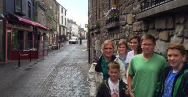26 Terrific Things to See and Do in Ireland with Your Big Family