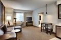 ri-neuhaus-one-bedroom-suite-0005-hor-clsc