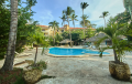loscoralesbeachvillagepool