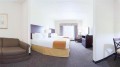 Holiday Inn Express Hotel &amp; Suites Chicago West-O&#039;Hare Arpt