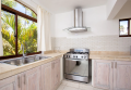 loscoralesbeachvillagekitchen