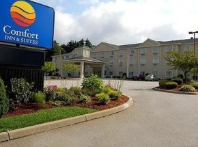 Comfort Inn &amp; Suites Dayville
