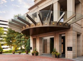 waldorf-atl-hotel