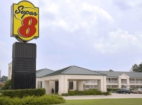 Super 8 Jasper