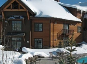 Village Center Ski Suites