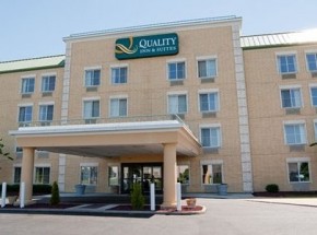 Quality Inn &amp; Suites Erlander