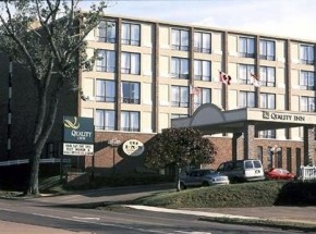 Quality Inn &amp; Suites Charlottetown Downtown