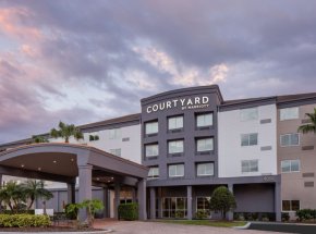 courtyardtampaoldsmarexterior