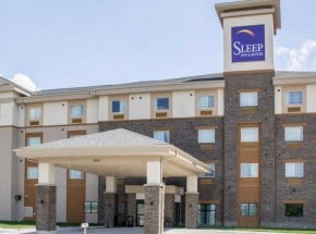 Sleep Inn &amp; Suites University
