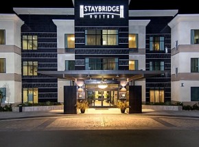 staybridge-suites-carlsbad-exterior