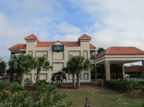 Quality Inn &amp; Suites Kissimmee by the Lake