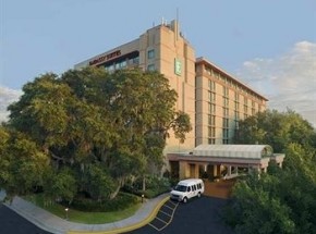 Embassy Suites Tampa - USF/Near Busch Gardens