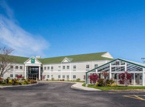 Quality Inn &amp; Suites Middletown - Newport