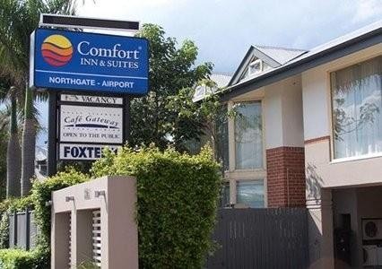 Comfort Inn &amp; Suites Northgate Airport