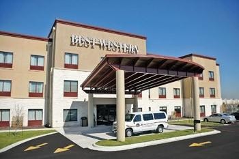 Best Western Plus Austin Airport Inn &amp; Suites