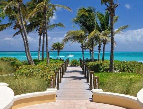 villarenaissancebeachpath