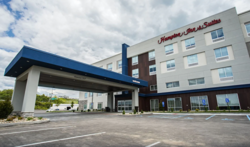 hamptoninnsuitesclairsvilleexterior