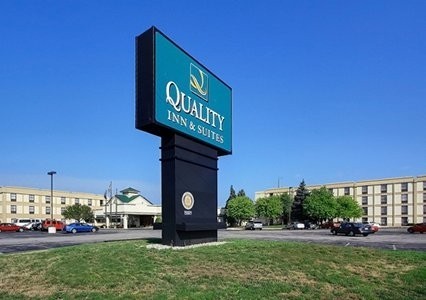 Quality Inn &amp; Suites Monroe