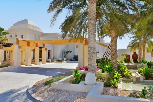 auhlc-exterior-4806-hor-clsc