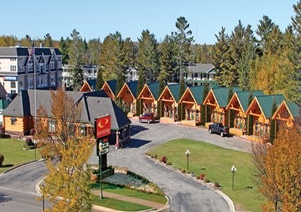 Cabins of Mackinaw City