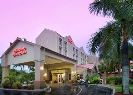 Hampton Inn &amp; Suites Ft. Lauderdale Airport