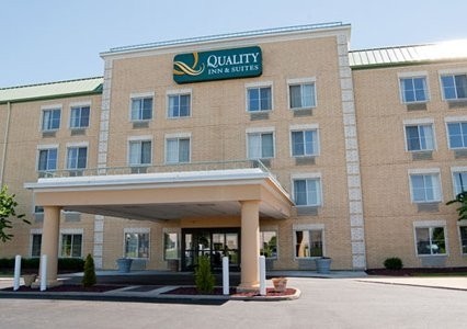 Quality Inn &amp; Suites Erlander