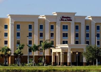 Hampton Inn &amp; Suites Fort Myers - Colonial Blvd