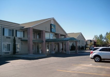 Quality Inn &amp; Suites Airport West