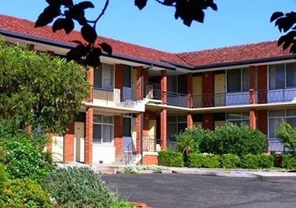 Littomore Hotel and Suites
