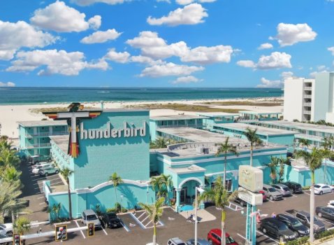 thunderbirdresort