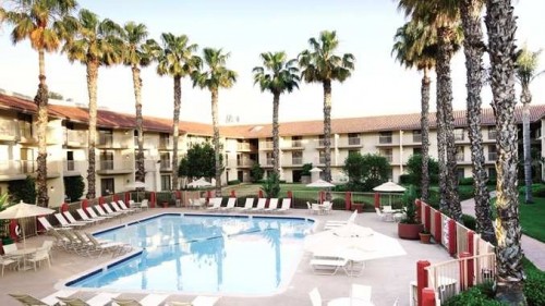 Doubletree by Hilton Hotel Bakersfield