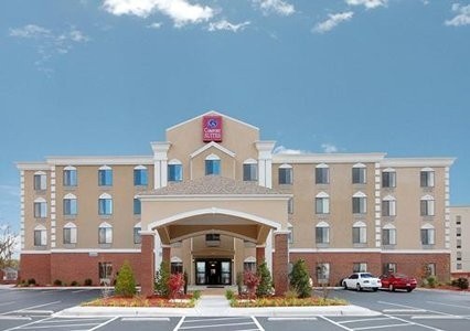 Holiday Inn Express &amp; Suites Roanoke Rapids SE