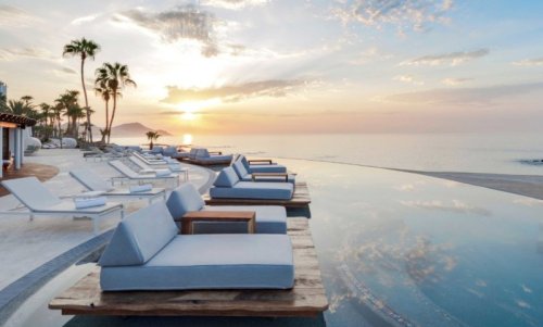 hiltonloscbosinfinitypool